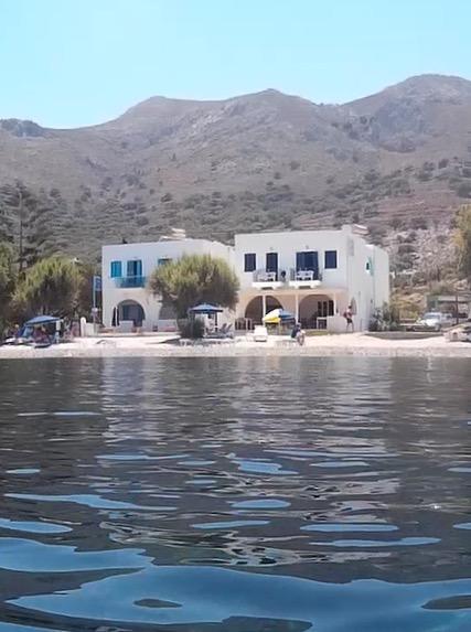 Pavlos Rooms Livadia  외부 사진