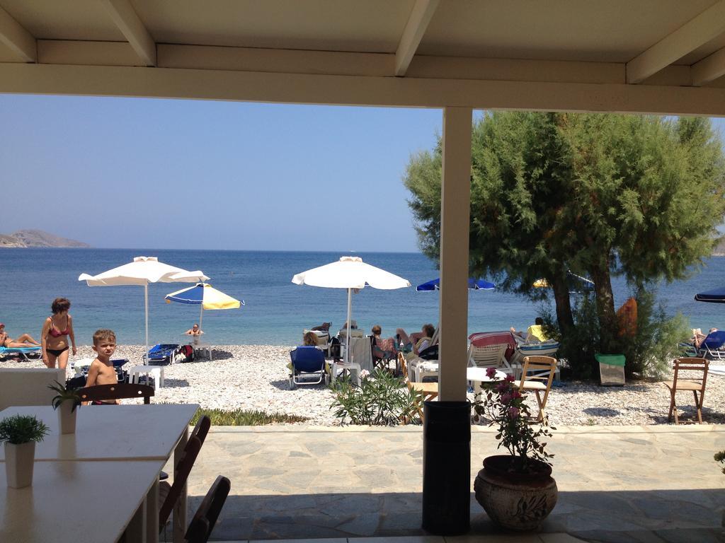 Pavlos Rooms Livadia  외부 사진