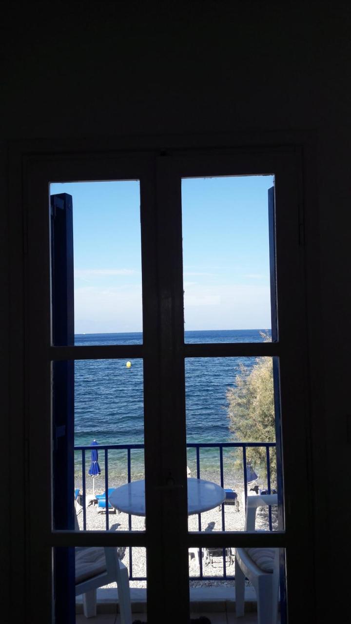 Pavlos Rooms Livadia  외부 사진